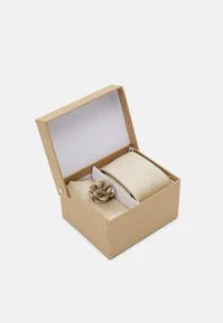 Pier One Set - Autres Accessoires - Beige 13 Pier One Set - Autres Accessoires - Beige -Pier One Soldes Magasin 5dfa39d4f14a47e495c04fd8aad3fb4e