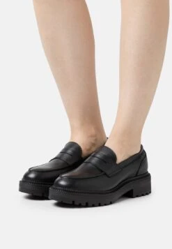 Pier One Leather - Mocassins - Black
