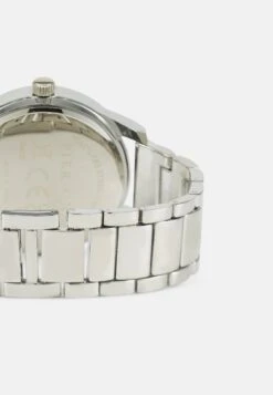 Pier One Set - Montre - Silver-Coloured -Pier One Soldes Magasin 72bbbb99430d4d8cb8ab6ed38164cad1