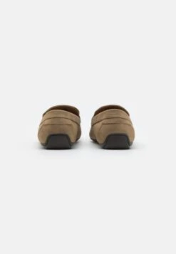 Pier One Unisex - Mocassins - Beige 8 Pier One Unisex - Mocassins - Beige -Pier One Soldes Magasin 8e2743f35253417298ab33ce9b28c476